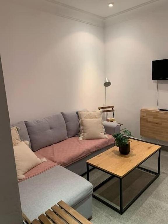 Coqueto Apartamento En Chamberi Egu Madrid Luaran gambar